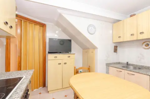 Casa en calle Villandio, nº 38