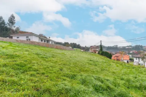 Terreno en calle Llordal