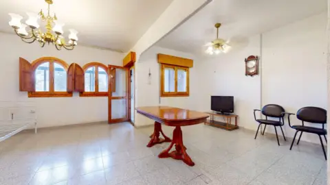 Casa en calle de la Vera, 11