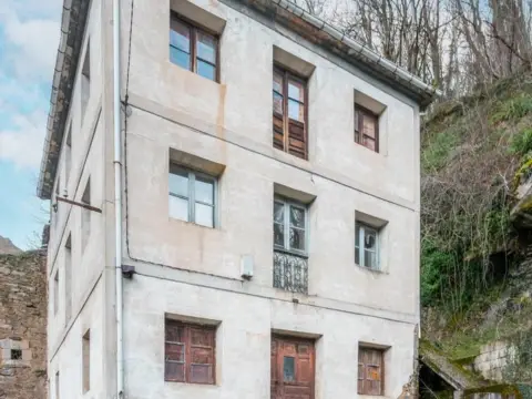 Casa en calle Murias-Campo Iglesia, nº 51