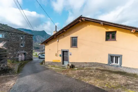 Casa en calle Silvon, nº 7