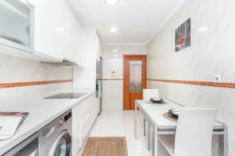 Piso en calle del Monte del Sueve, 22