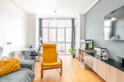 Piso en calle del Cardenal Álvarez Martínez, 1