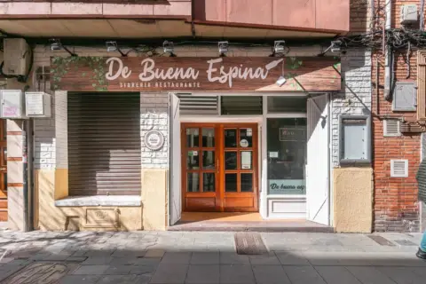 Local comercial en calle del Doctor Aquilino Hurlé, 21