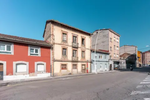 Casa en calle de Jaime Alberti, 19