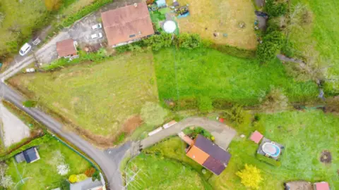 Terreno en calle Ceñal, nº 7