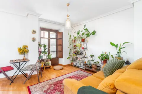 Piso en calle Luis Muñiz, nº 4