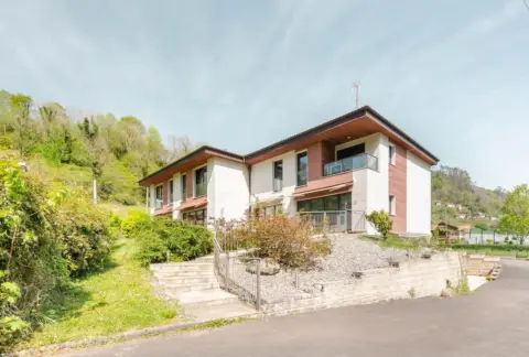 Chalet en calle Vega Cardeo