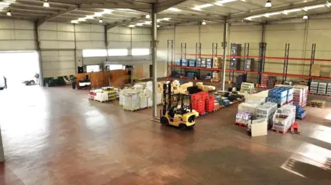 Nave industrial en calle La Rozona