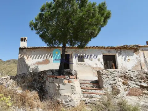 Finca rústica en La Hoya-Almendricos-Purias