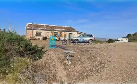 Finca rústica en Gañuelas