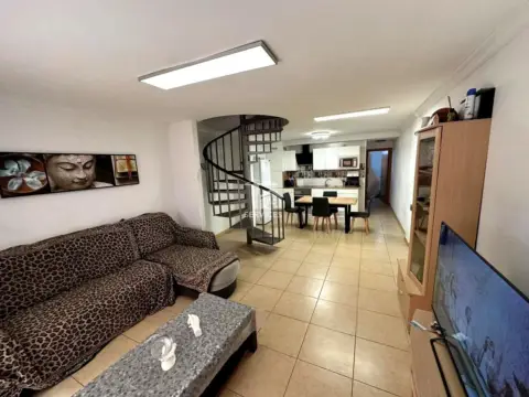 Dúplex en Avenida Juan Carlos I, 1