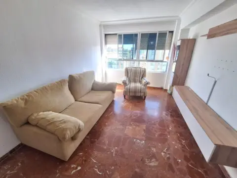 Piso en Avenida Doña Francisquita
