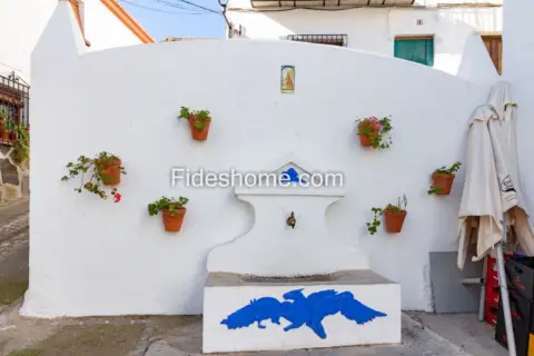 Casa rústica en Plaza de la Constitución, 10