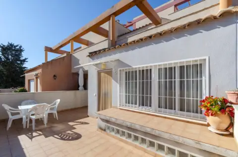 Casa en calle Jacinto Benavente, 23