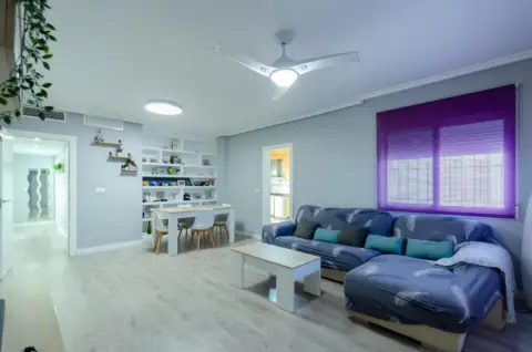 Casa en calle de Emilio Zola, 19