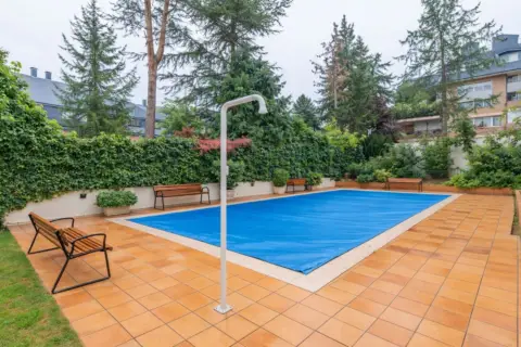 Casa adosada en Travesía de Navaluenga