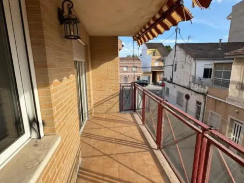 Piso en calle Basilio, 3