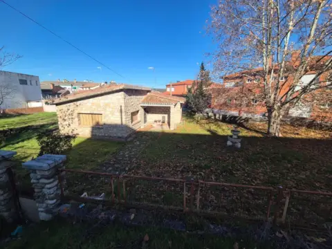 Chalet en Aldea del Fresno