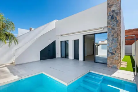 Casa pareada en La Senda del Recuerdo
