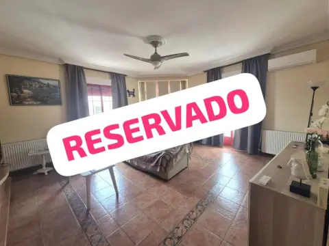 Piso en Almorox