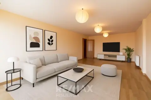 Piso en calle de la Libertad, 14