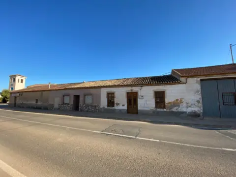 Casa en Lomas del Albujon