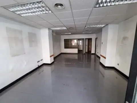 Local comercial en Los Dolores