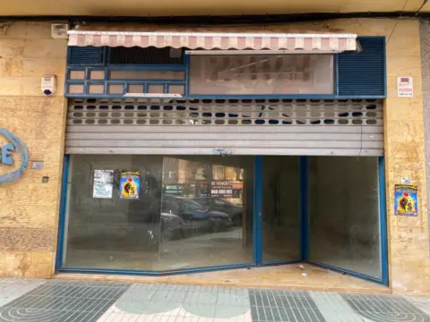 Local comercial en Alameda San Antón