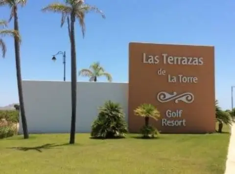 Piso en calle Premios Principe de Astur, nº 33