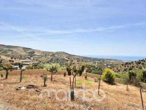 Terreno en calle Cajiz