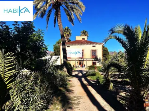 Chalet en Totana