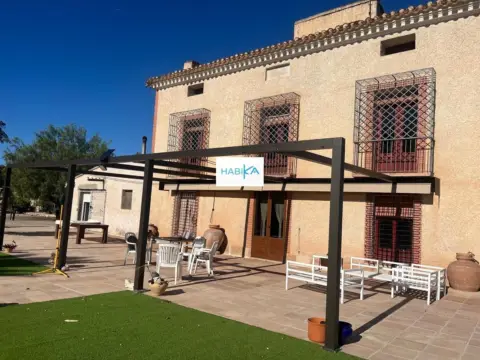 Chalet en Totana