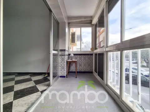 Piso en Avenida Villa de Madrid, 7