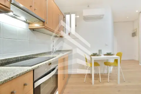 Estudio en Carrer de Benavent