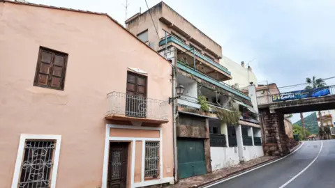 Edificio en calle de Carretera a Torres Torres Sagunt, 25