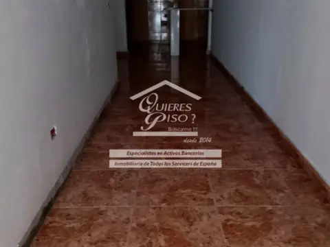 Local comercial en calle Acebuche