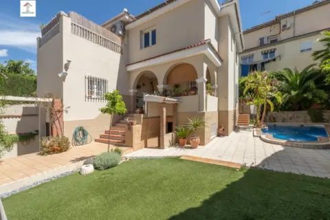Chalet en calle Carmen Morc Prl, nº 13