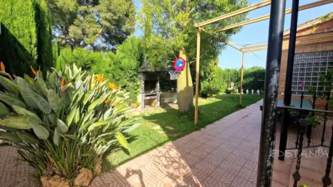 Chalet en calle 104
