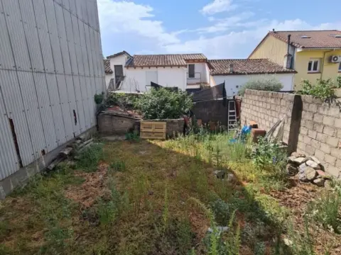 Terreno en calle del Madroño, 6
