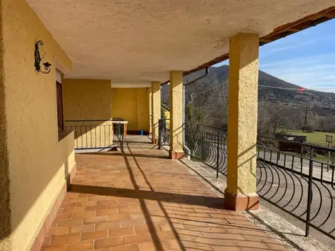 Chalet en calle Campo