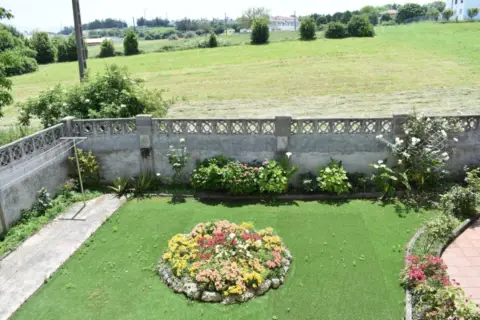 Casa adosada en Peñacastillo - Nuevamontaña