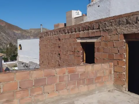 Casa adosada en calle del Reloj, 6