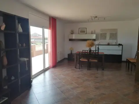 Piso en Mirador del Penedes  El
