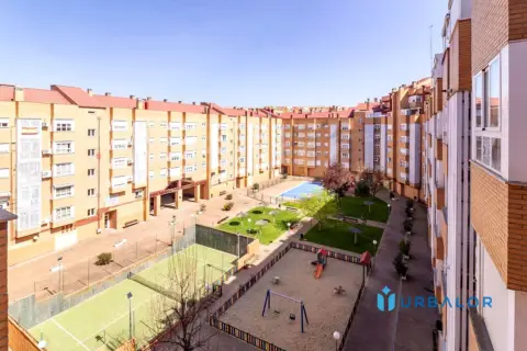 Piso en Avenida de las Retamas