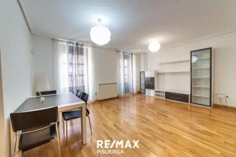 Piso en calle de San Luis, 16