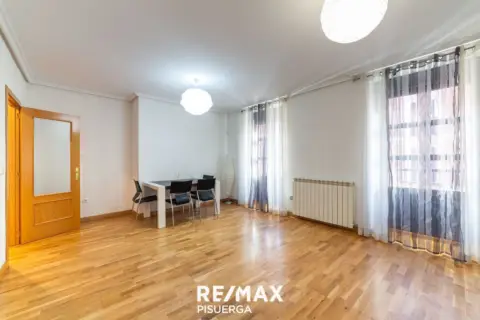 Piso en calle de San Luis, 16