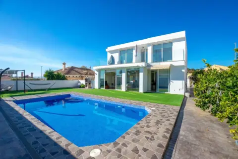 Casa en calle del Arcipreste de Hita