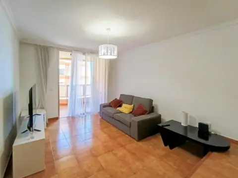 Piso en calle de Valdés