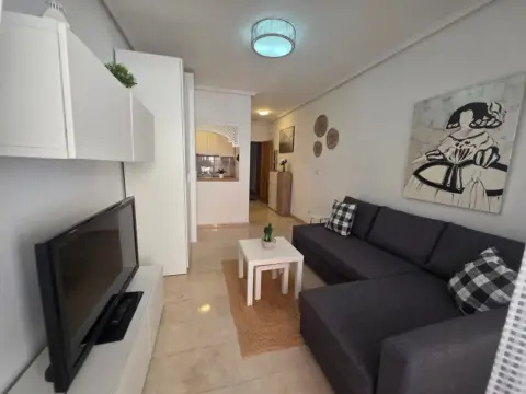 Estudio en calle de Noruega, 3
